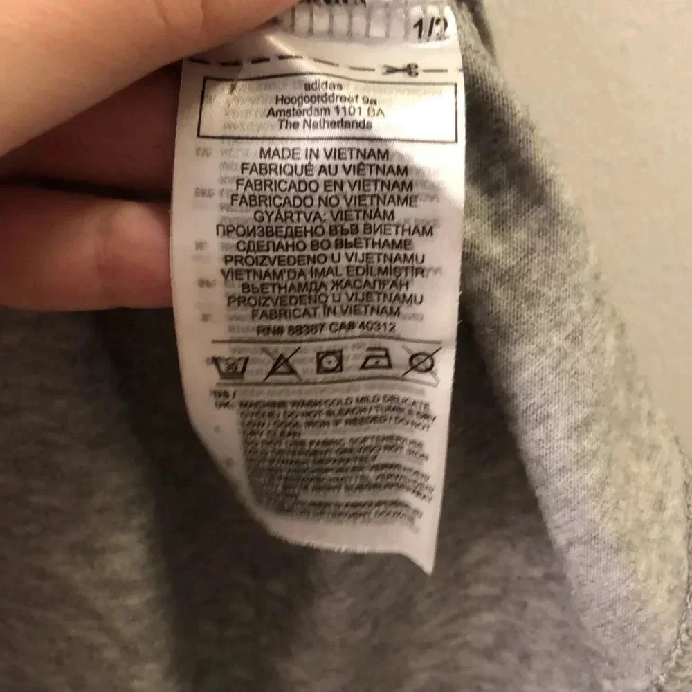 Adidas Tshirt